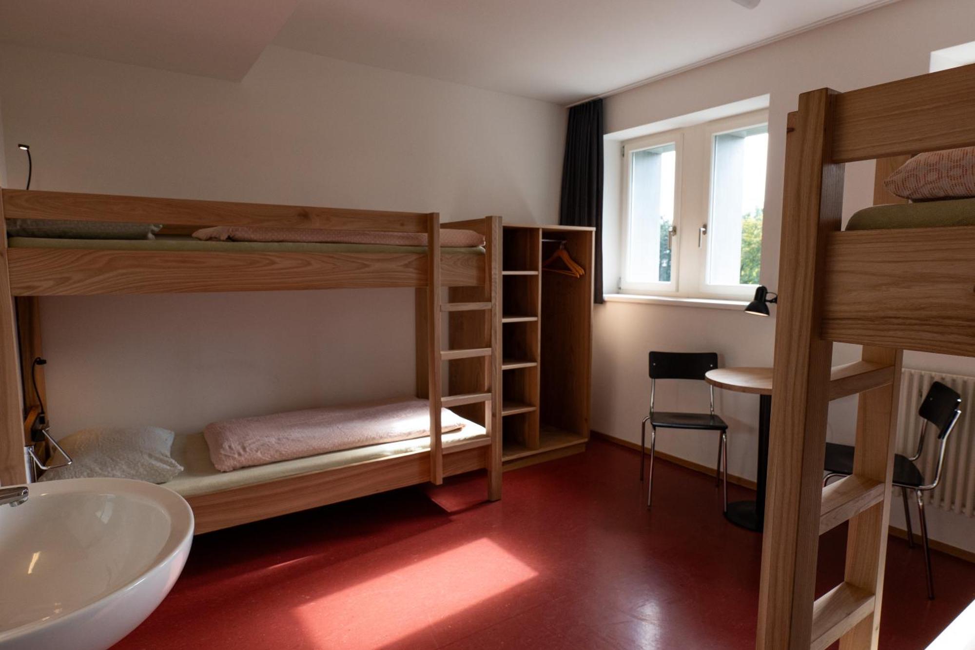Kreuzlingen Youth Hostel Exteriör bild