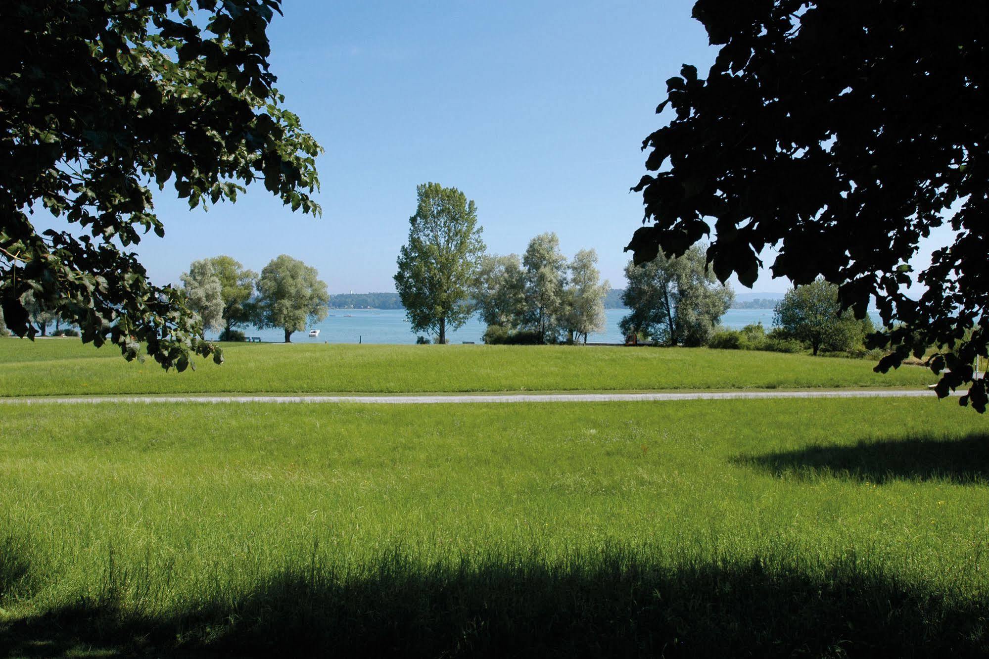 Kreuzlingen Youth Hostel Exteriör bild